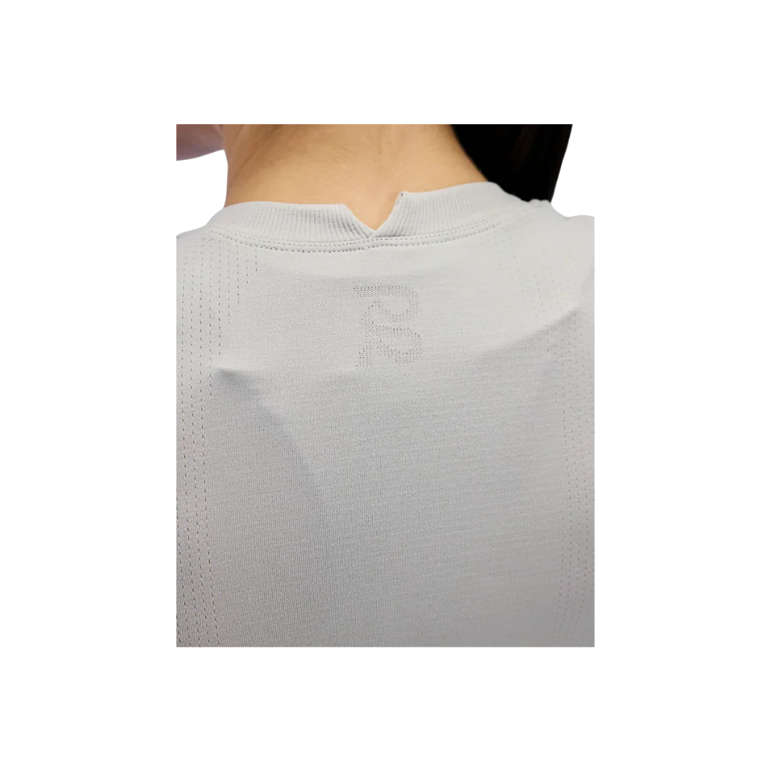 Bandit Seamless Women's LS Crew Neck top Gradient Ash - Image 3