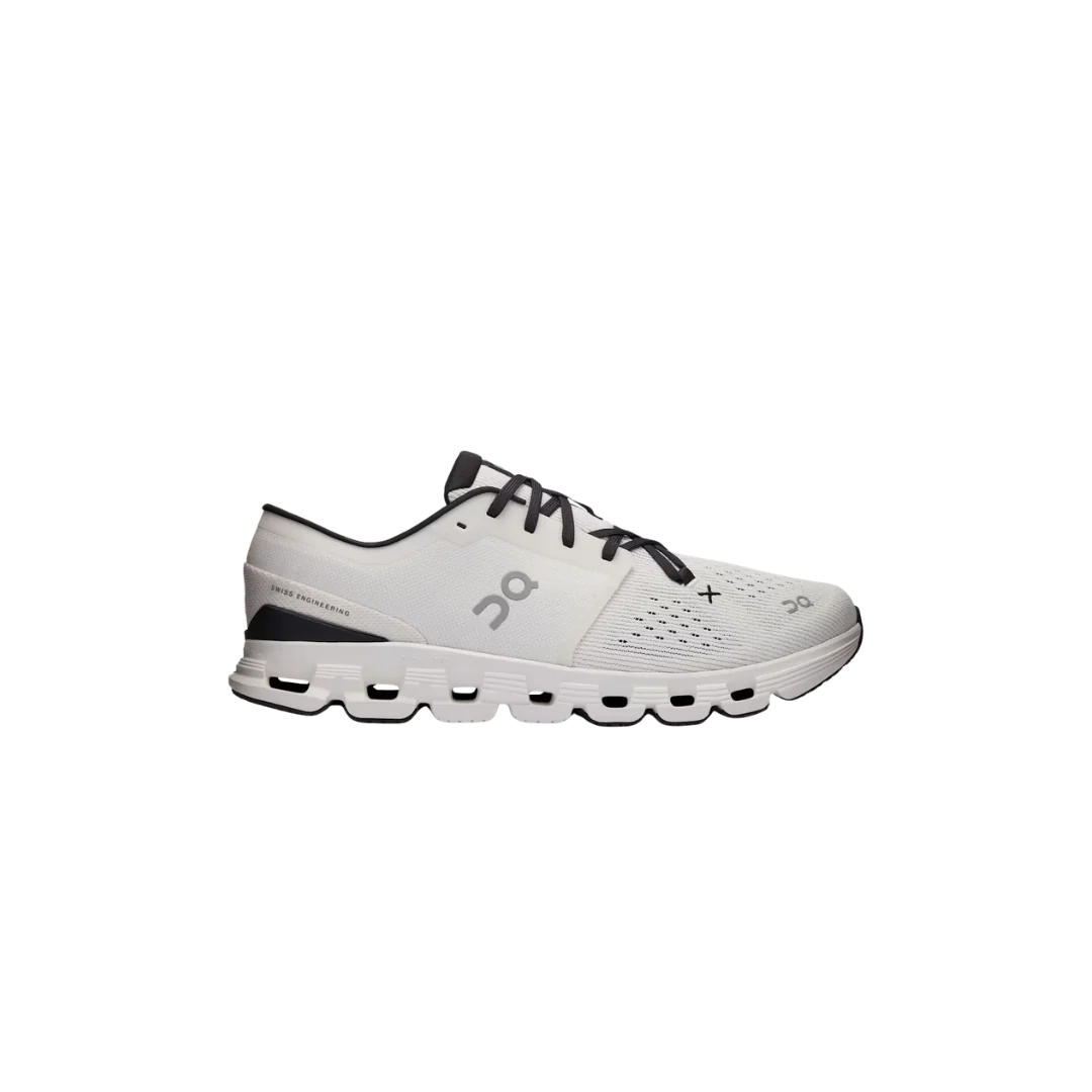 On Running Cloud X 4 M - Ivory | Black