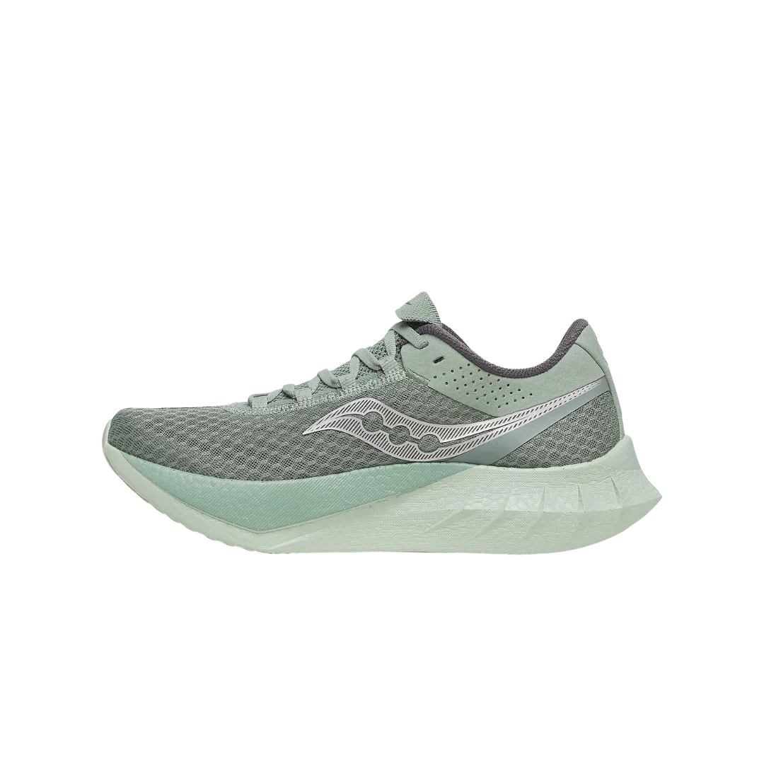 Saucony Endorphin Pro 4 M in Iceberg | Carbon - Image 4
