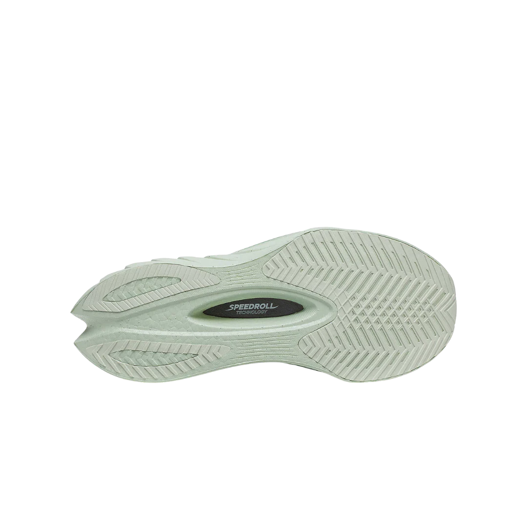Saucony Endorphin Pro 4 M in Iceberg | Carbon - Image 6