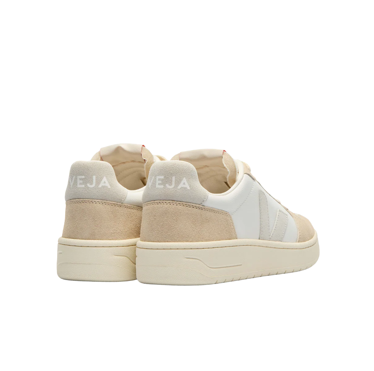 Veja V-82 Leath Ex-White Natural Almond - Image 4